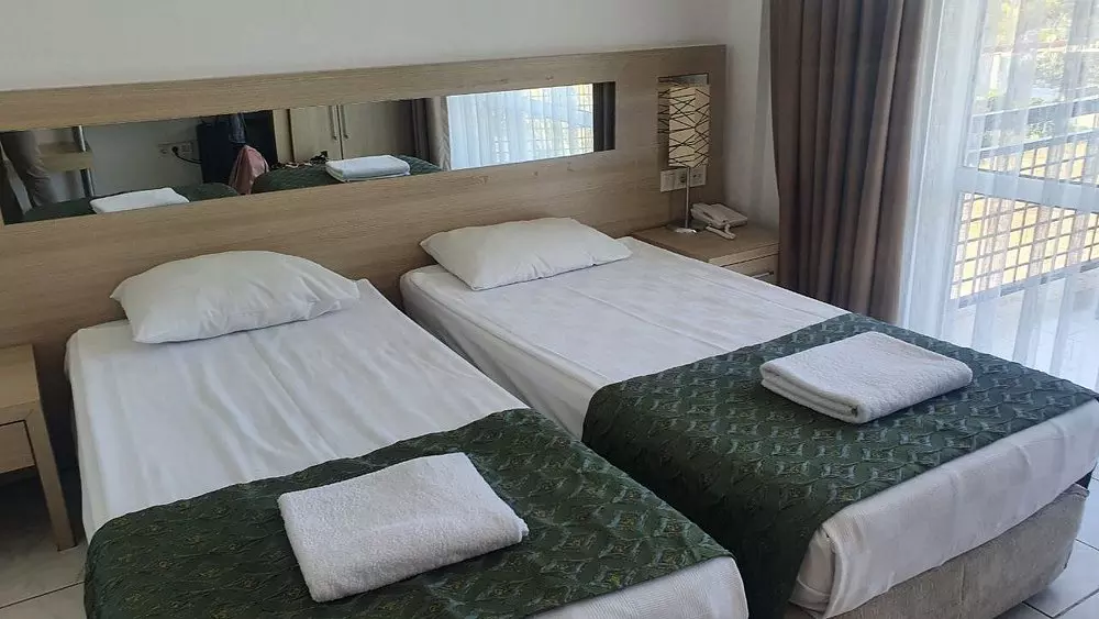 اتاق MALIBU RESORT HOTEL